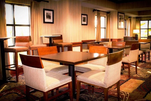 Best Western Plus Arrowhead Hotel image 5