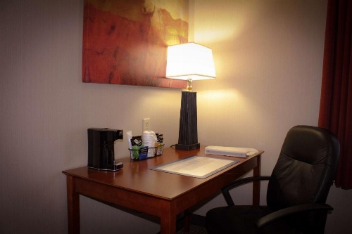 Best Western Plus Arrowhead Hotel image 19